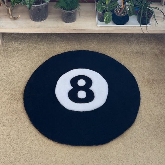 Black and White 8 Ball Handmade Tufted Rug  2'x 2' Non-slip backing - Picture 3 of 4